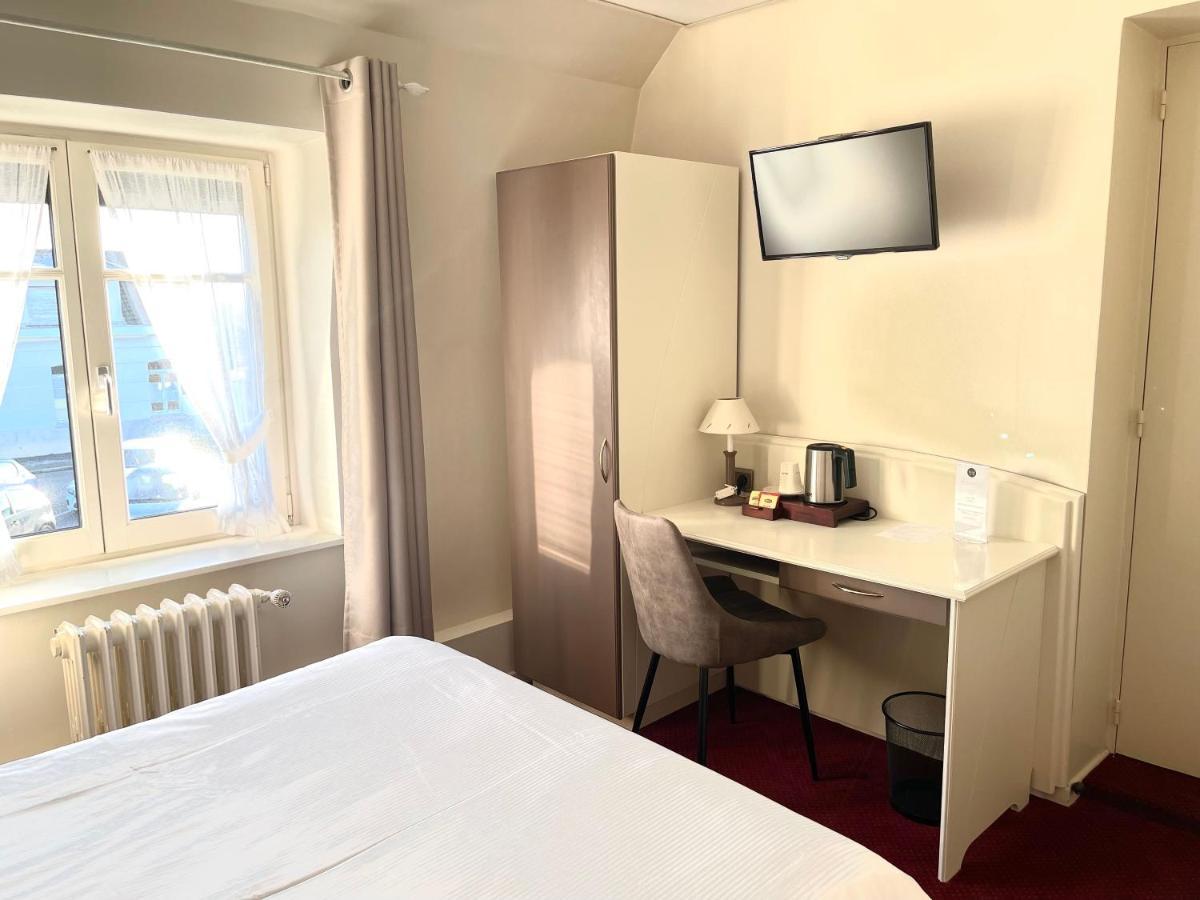 Hotel - Restaurant "Histoire De Bistrot" Isbergues Ngoại thất bức ảnh
